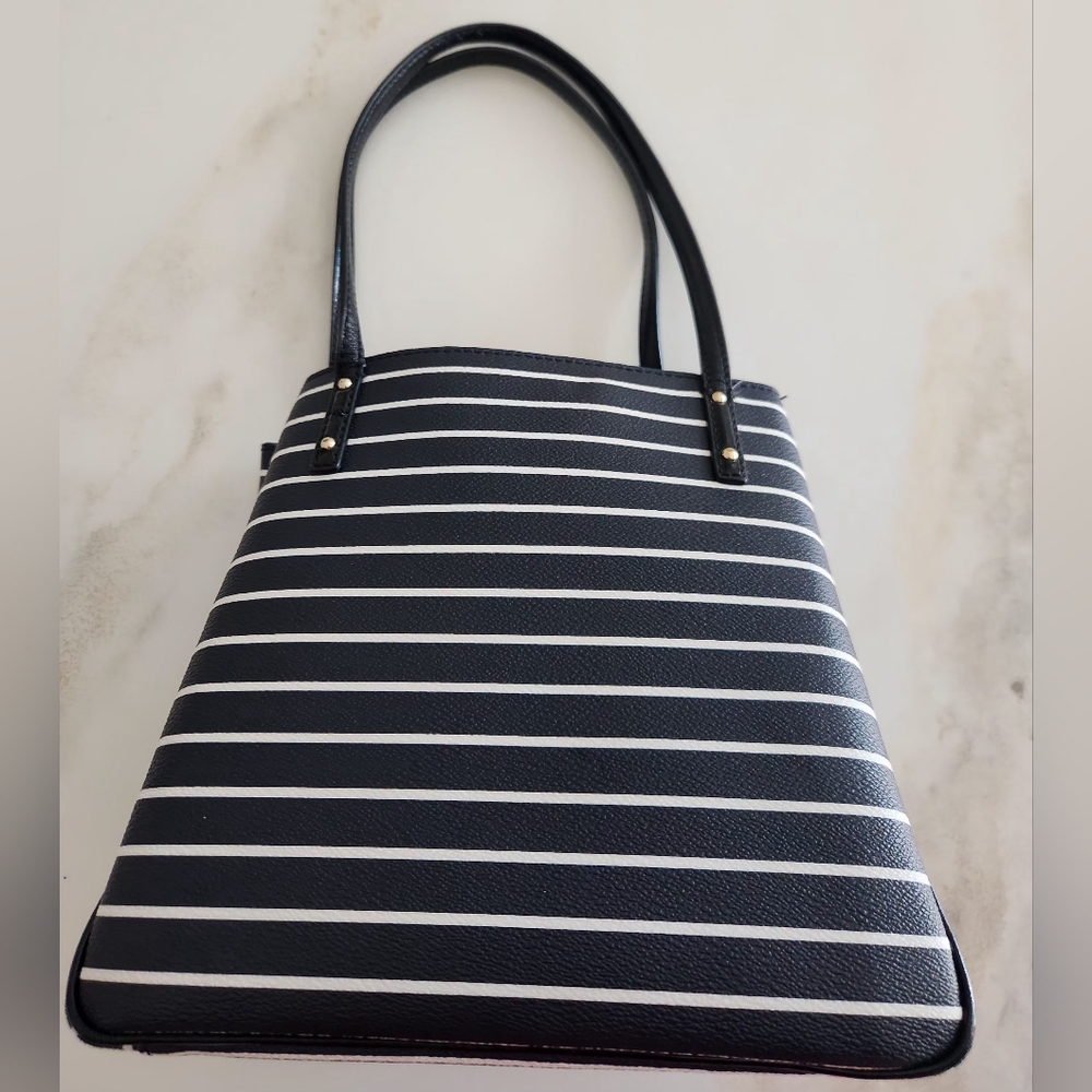 Kate Spade Navy & White Striped Bag. Unique Square Pop Open Bucket Bag Tote - Picture 11 of 14